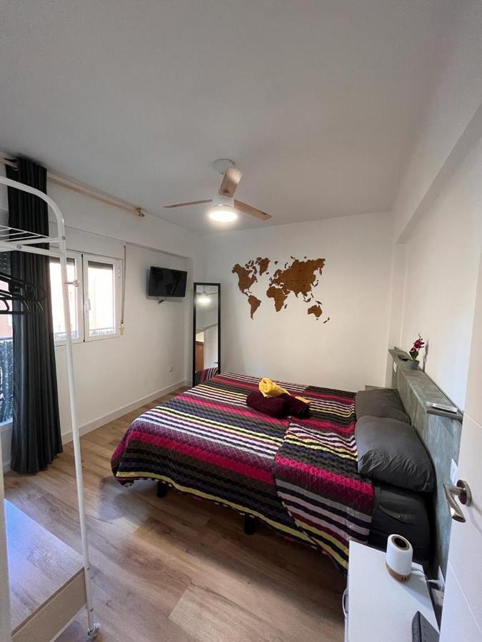 Ferienwohnung Piso Agradable Cerca De La Playa Almería Exterior foto
